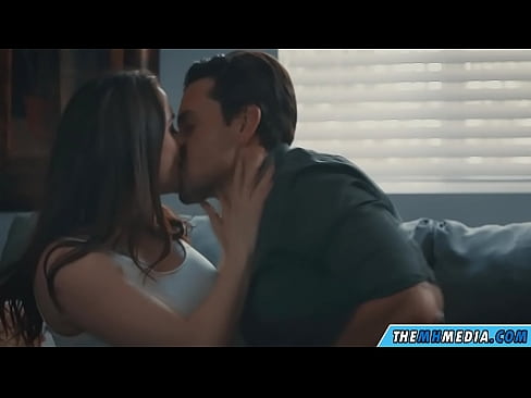 ❤️ ایک اچھی busty ماں کے ساتھ رومانٹک جنسی تعلقات پر ur.verhentai.ru ️❤